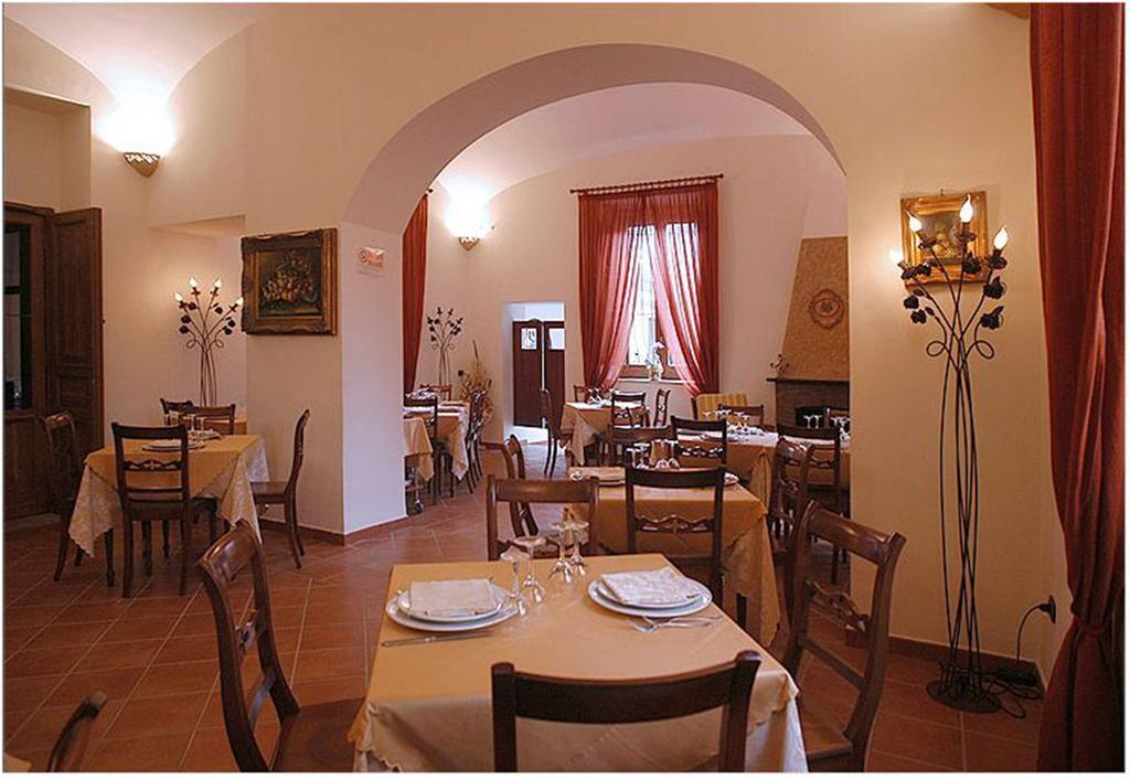 Hotel Ristorante Novecento Καζέρτα Εξωτερικό φωτογραφία