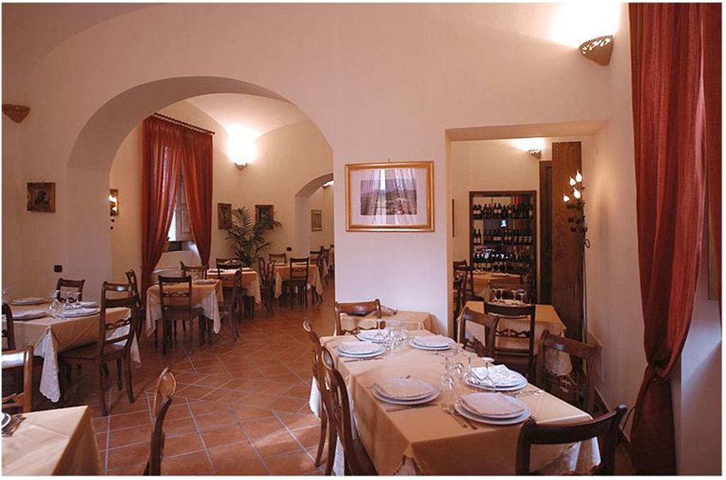 Hotel Ristorante Novecento Καζέρτα Εξωτερικό φωτογραφία
