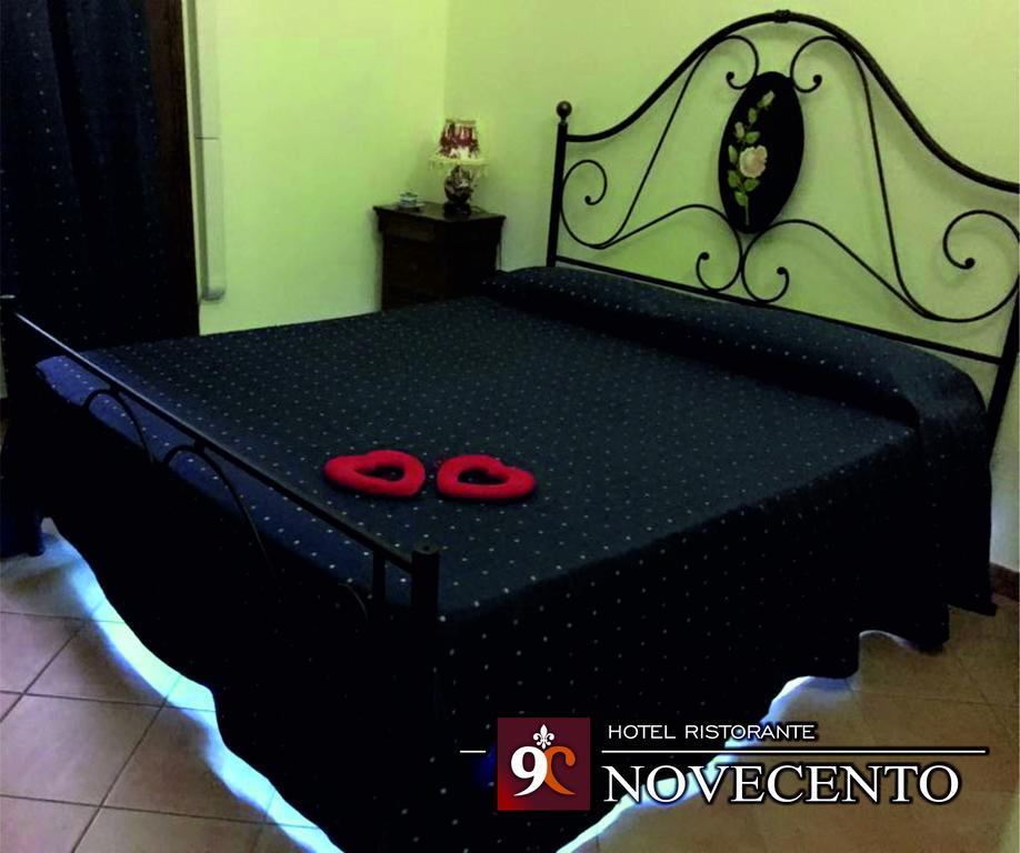 Hotel Ristorante Novecento Καζέρτα Εξωτερικό φωτογραφία