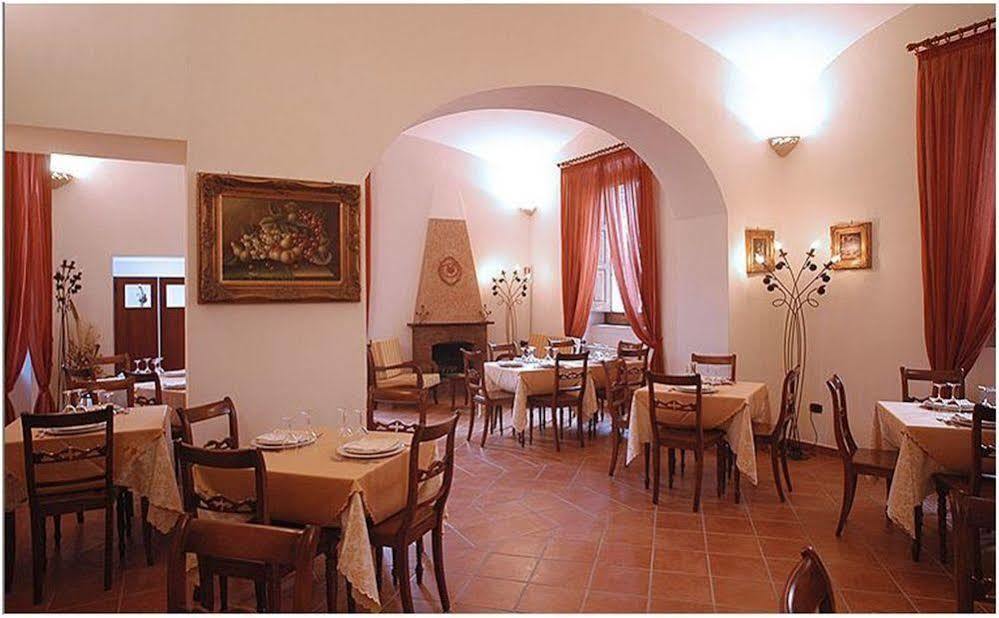 Hotel Ristorante Novecento Καζέρτα Εξωτερικό φωτογραφία